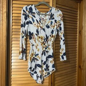 🔥 Mimi Chica Floral Romper